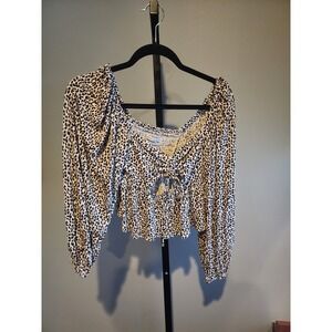 Urban Outfitters Crop Top Women's Medium Leopard Print Balloon Sleeve Keyhole